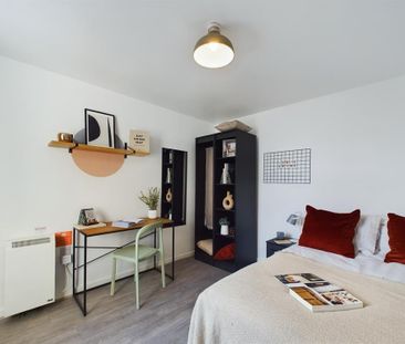 6 bedroom house to rent - Photo 4