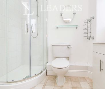 2 bedroom apartment to rent The Towers, Vista Road - Photo 5