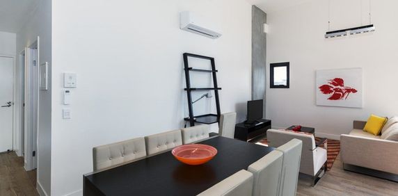 2 bed 2 bath fully furnished - Photo 2