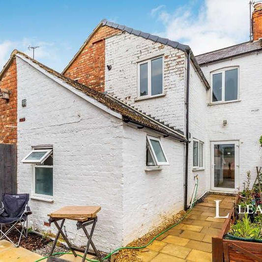 Spencer Road, Rushden, NN10 - Photo 1