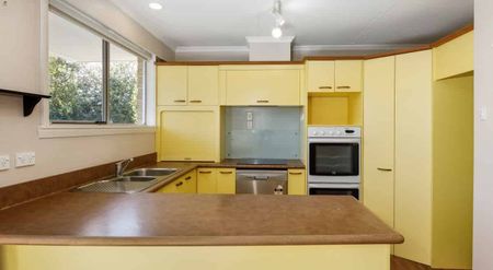 Now Available in Witherlea 3 Bedrooms & Spacious Backyard - Photo 2