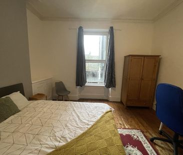 8 bedroom house share to rent - Photo 2