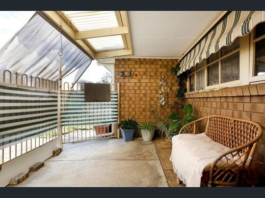 Neat and sweet unit in the heart of Gawler - Photo 1