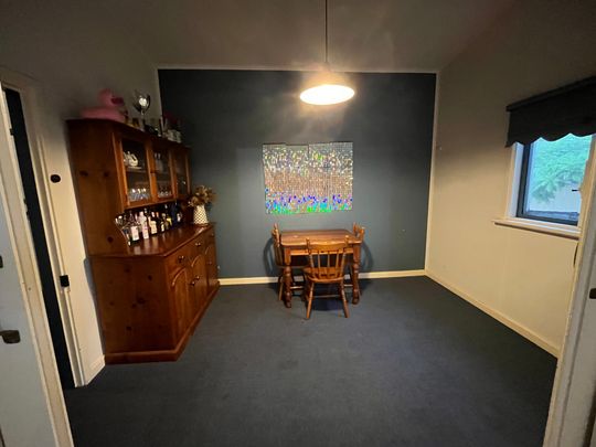 Bassendean - Photo 1