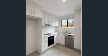 Your Next Chapter Begins in This Comfortable Condon Home - Photo 2