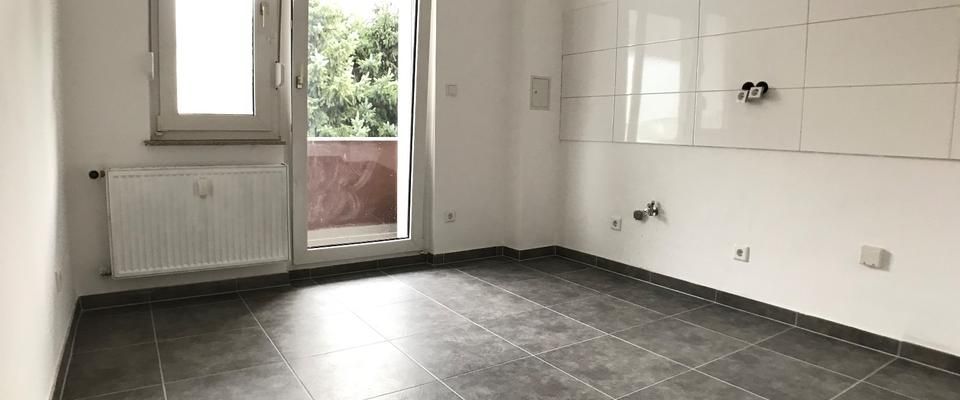renovierte 2-Zimmer-Wohnung mit Balkon in OB-Dümten - Foto 1