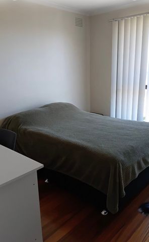 Tullamarine - Photo 3