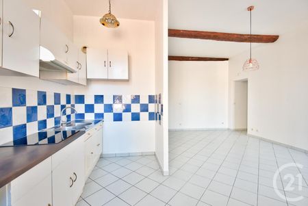 Location Appartement 4 pièces 77m² NICE 06300 - Photo 2