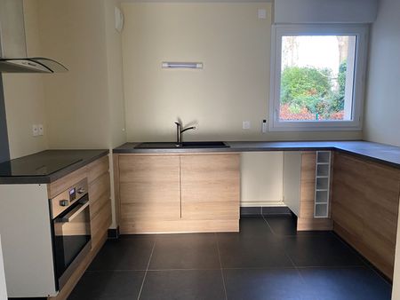 Location Appartement 3 pièces 67m² BIHOREL 76420 - Photo 3