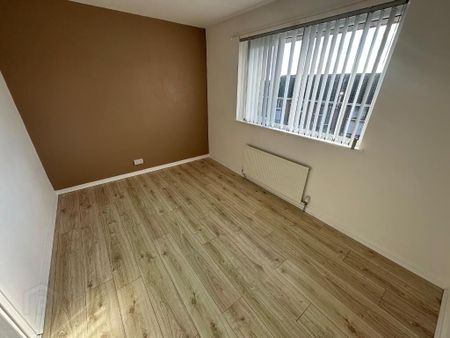 212 Jordanstown Road, Jordanstown, BT37 0NA - Photo 5