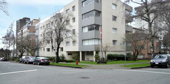 Casa Del Vandt Apartments - Photo 2