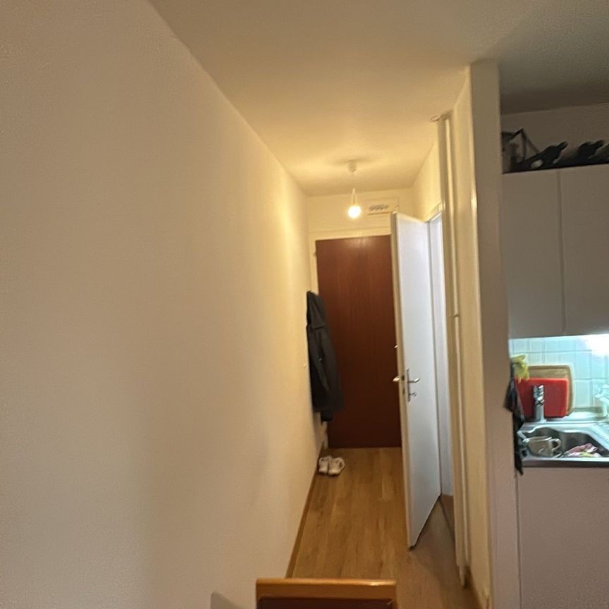 Appartement de 1 pièce au 5ème étage à Lausanne - Foto 1