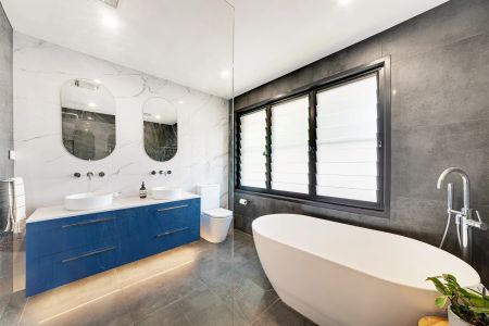 Beautifully Renovated and Exceptionally Convenient Three-Bedroom Home - Photo 5