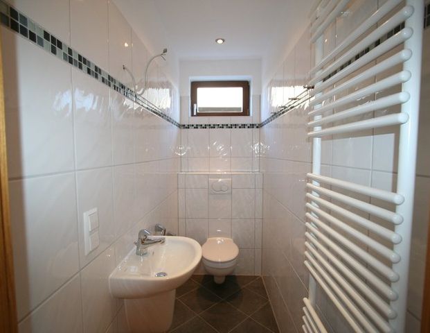 Familienfreundliche Doppelhaushälfte mit toller Ausstattung! - Photo 1