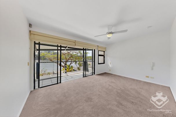 Riverfront Villa with Courtyards & Balcony - Photo 1