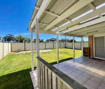 3 Bedroom Family Home in Green Valley - Photo 5