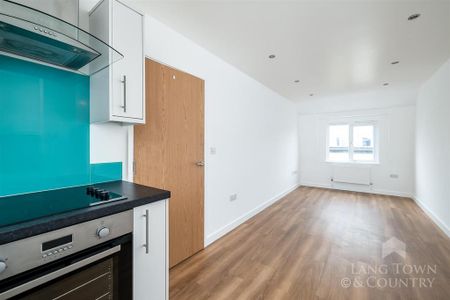 2 bedroom apartment to rent - Photo 5