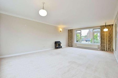 Godley Road, Byfleet, West Byfleet, Surrey, KT14 - Photo 5