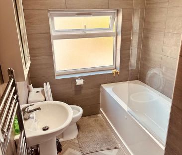 1 bedroom property to rent - Photo 2