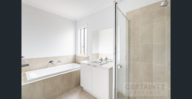 Modern Family Living in a Peaceful Wallan Location - Photo 1