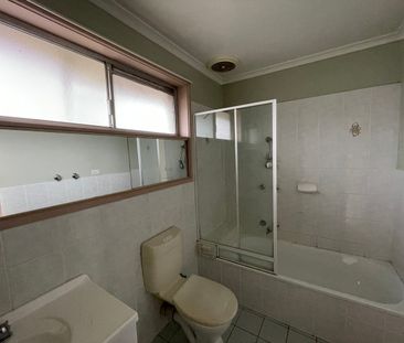 Neat Unit! - Photo 3