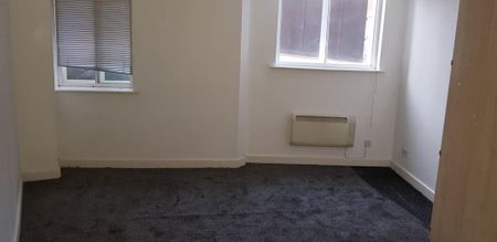 1 bedroom house to rent - Photo 2