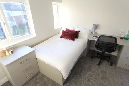 5 Stanmore Grove Leeds - LS4 2RJ - Photo 4