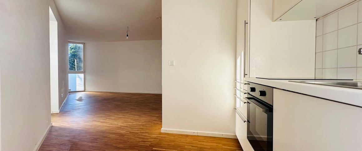 Helle ein Zimmer Wohnung in der Innenstadt - Photo 1