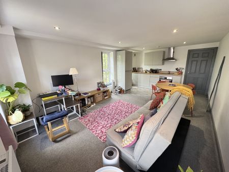 Harrington Close, Bishop'S Stortford - Photo 2