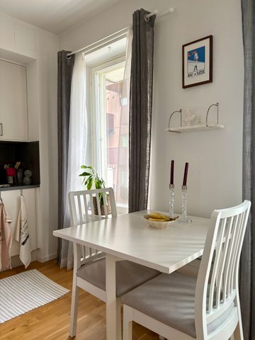 Tingstorget, Norsborg - Photo 2