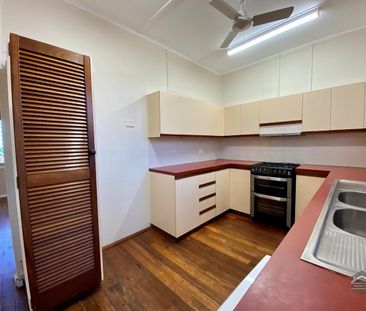 Beachfront Gem in Port Hedland – 3 Bedroom, 1 Bathroom Home with Oc... - Photo 5