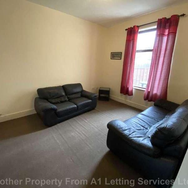 Victoria Road, Stechford, B33 - Photo 1