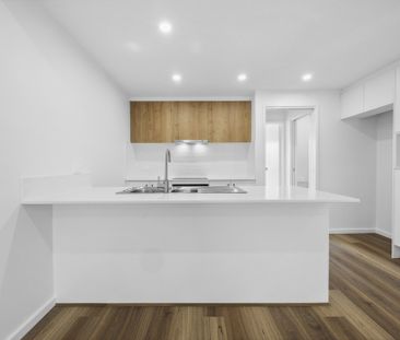 Spacious townhouse! - Photo 2