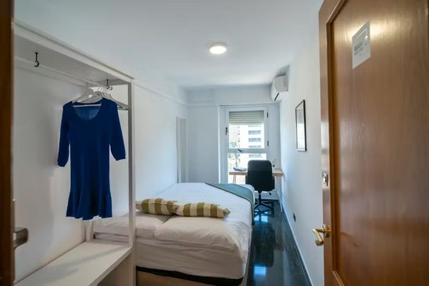 Carrer Serpis, Valencia, Valencian Community 46022 - Photo 1