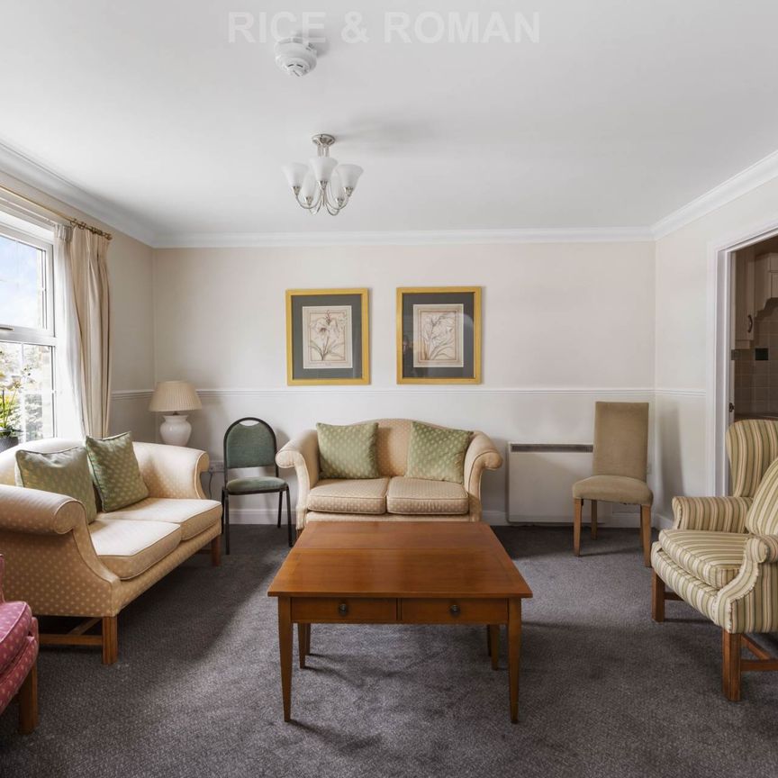 1 Bedroom Apartment - Photo 1