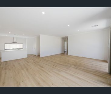 Brand-New Modern Home in a Convenient Location - Photo 3