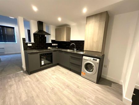 The Old Court House - Photo 3