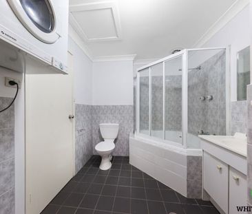 45/12 Albermarle Place, Phillip - Photo 4