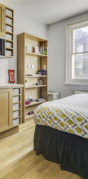 Studio to rent - Photo 1