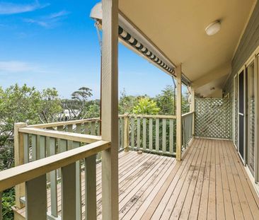 Immaculate 2 Bed Unit Close To Town And Beaches - Over 55s Complex - Photo 4
