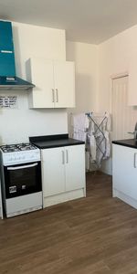 Room in a Shared House, Shafton Place, LS11 - Photo 3