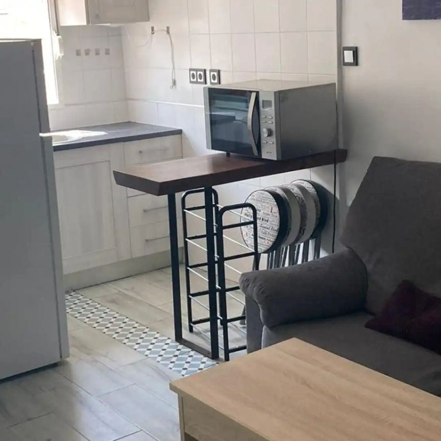 Ático de alquiler en Calle San Vicente Ferrer Nº 13 5º, 13, Fígares - Photo 1