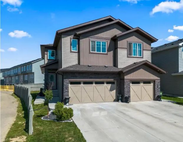 Modern 3-Bedroom Duplex for Rent in Chappelle – Pet Friendly | 6311 Cartmell Road Southwest, Edmonton - Photo 1