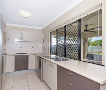 Picture Perfect! - Photo 2