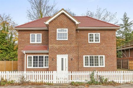 1 bedroom in a house share to rent - Photo 4