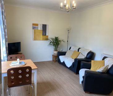 2 Bed Flat, Pilton Avenue, EH5 - Photo 1