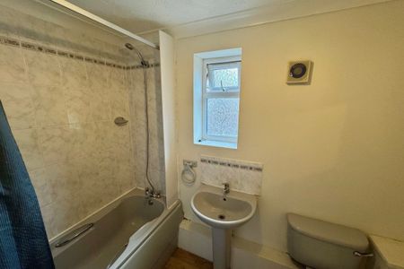 Bluebell Walk - Photo 3