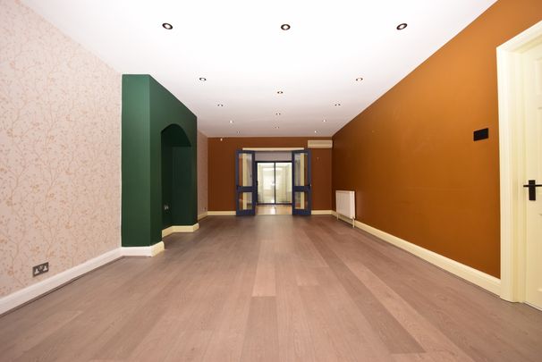 4 bedroom semi-detached house to rent - Photo 1