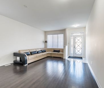 For Lease - 11 SPOKANNE Street, Brampton, Ontario - Photo 3