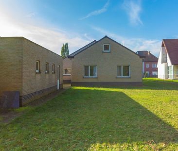 Bungalow met drie slaapkamers en grote tuin - Photo 3